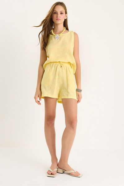 Hiccup LUCCI high-waisted two-piece coordinated short set with button closure