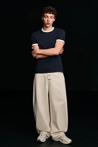 Bershka Kısa kollu kontrast fitilli tişört