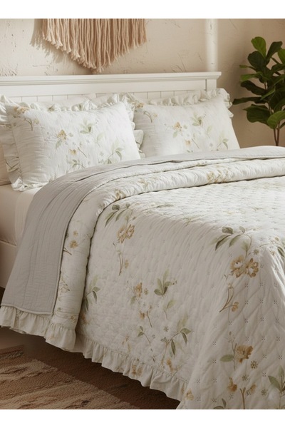 Serenova Dream Double Patterned Ruffled Quilted Bedspread Set 260X240 King Size