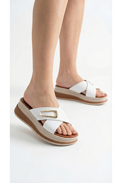 Limeo Хоризонтална дълга златна катарама, кръстосани ремъци, висок ток, удобн...