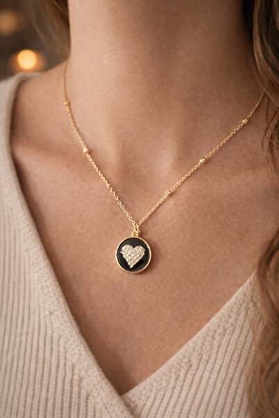 OEM Women's necklace with round pendant and heart with rhinestones, fine chai...