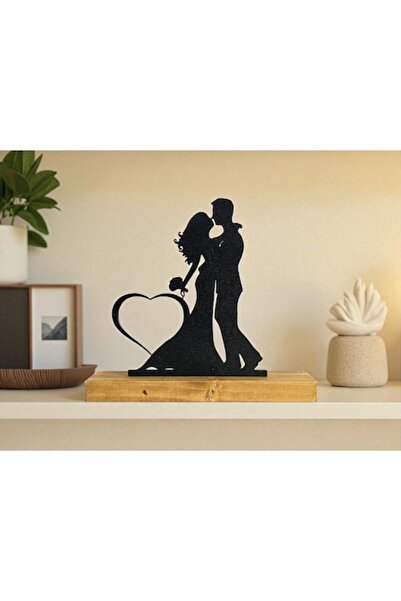 OEM Decorative Figurine Couple in Love
