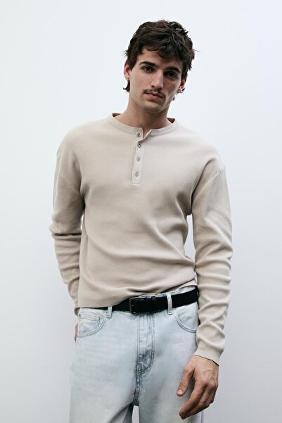 Pull & Bear Düğmeli yaka tişört