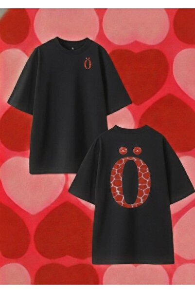 playwear Tricou oversize cu imprimeu litera „Ö” la spate și imprimeu pe piept...