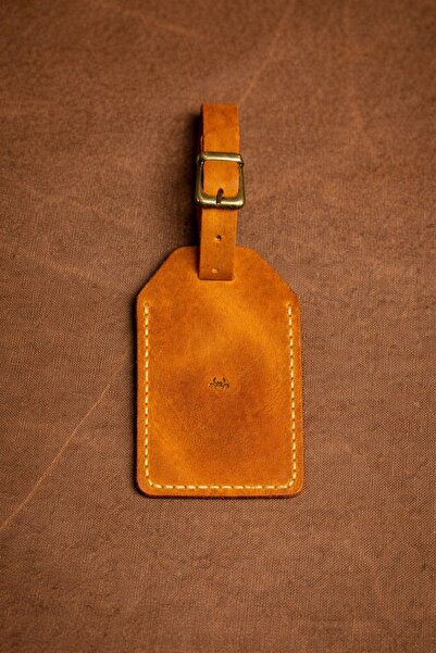 El Yapımı Hakiki Deri Valiz Etiketi | Şık ve Dayanıklı Seyahat Aksesuarı - Maderiva Leather