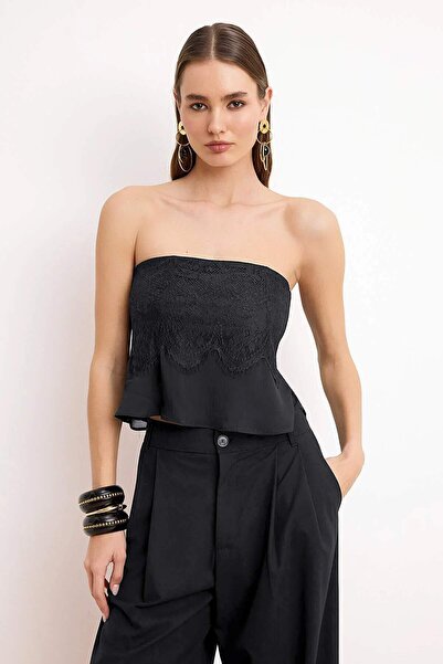 Trendyol Kollektion Schwarze Yoryo-Chiffonbluse mit Spitzendetail TPRSS26BZ00050