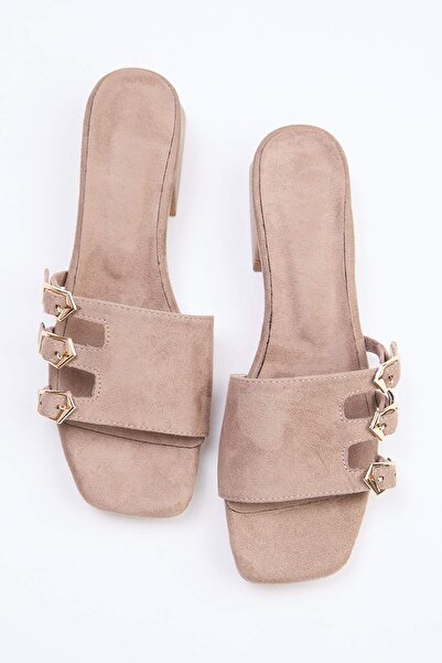 TRENDYOL SHOES Papuci de damă cu toc bloc de 3 cm, cu cataramă aurie, din nub...