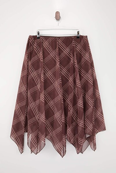 Trendyol Curve Brown Plaid Asymmetrical Lined Chiffon Crinkled Woven Asymmetr...