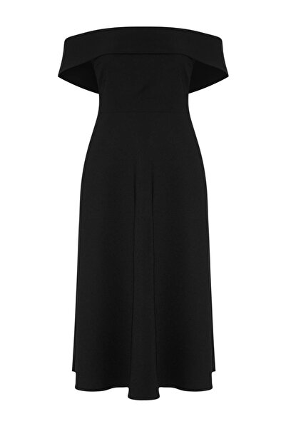 Trendyol Curve Rochie neagră Finike Woven Plus Size