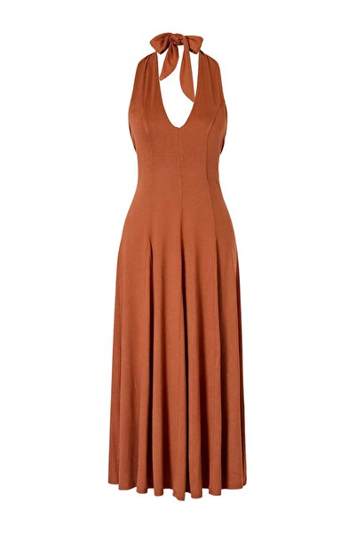 Trendyol Collection Tile Knitted Midi Neckholder-Strandkleid mit Rückenaussch...