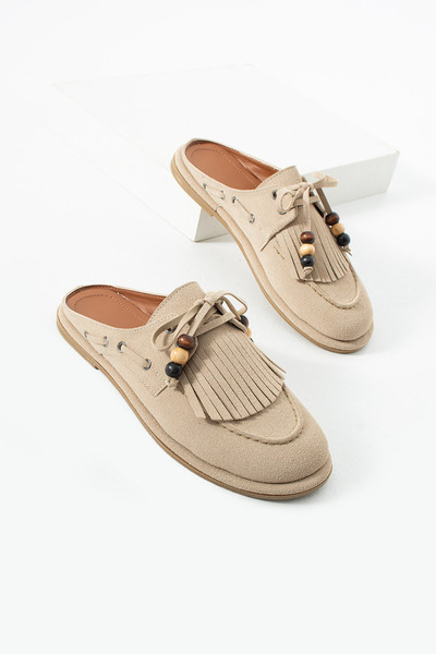 diclepolat Papuci Sabo din piele intoarsa bej pentru femei, cu ciucuri si mar...