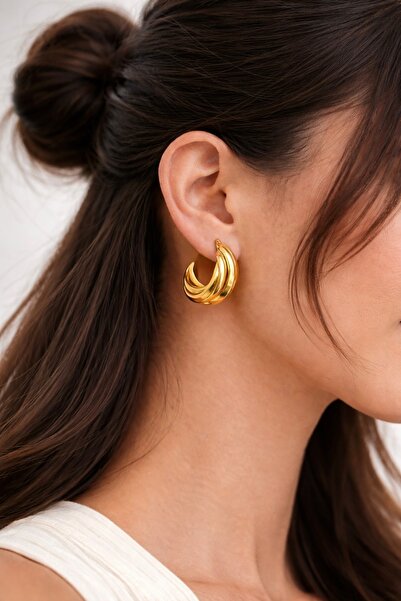 Vitastyle أقراط فولاذية ملتوية ثلاثية القطع باللون الذهبي