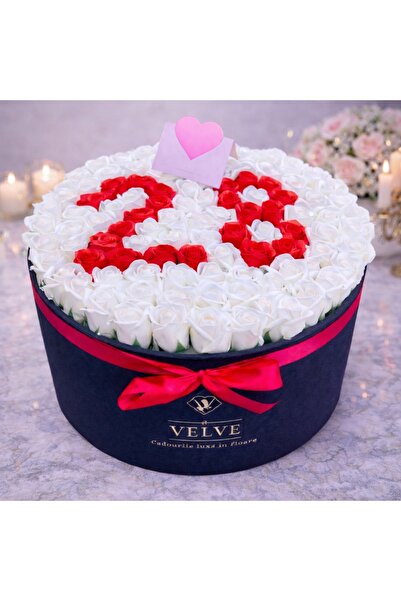 velve Aranjament floral personalizat cu 101 trandafiri din sapun, cu cifre, i...
