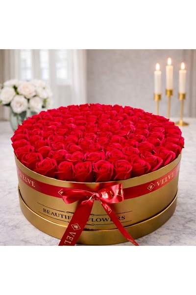 velve Aranjament mare floral,Breeze Royal,101 trandafiri de sapun,cutie rotun...