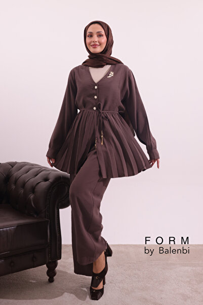 Balenbi Pilise Detailed Waist-Tied Woven Hijab Suit 1182 – Form Series