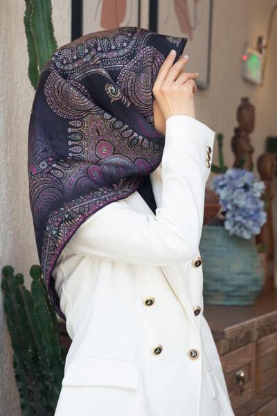 Vissona %100 Twill İpek Şal Desenli Lacivert Renkli 90x90 Eşarp Dikim Şekli :...