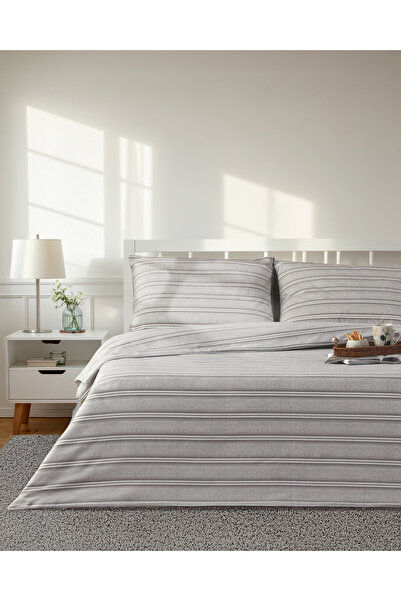 English Home Sleek Lines Kolay Ütülenir Çift Kişilik Çarşaflı Nevresim Takımı...