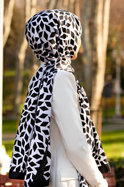 Vissona MEDINA DE LUX SILK MEDIUM CU MODEL GEOMETRIC NEGRU - ALB CULOARE 75X1...