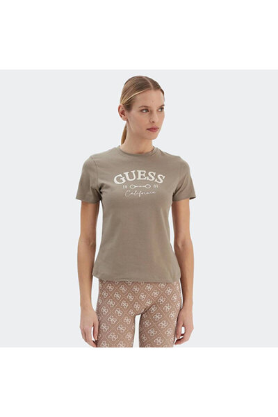 Guess Beatriz Kadın Aktif Slim Fit T-Shirt