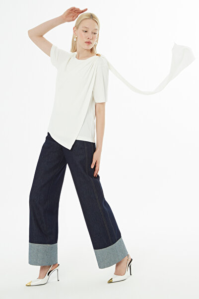 kı.we Omuzda Aksesuar Detaylı Fularlı Bluz