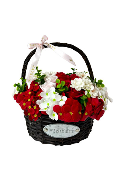 velve Aranjament floral cu trandafiri de sapun, hortensii si flori de cires i...