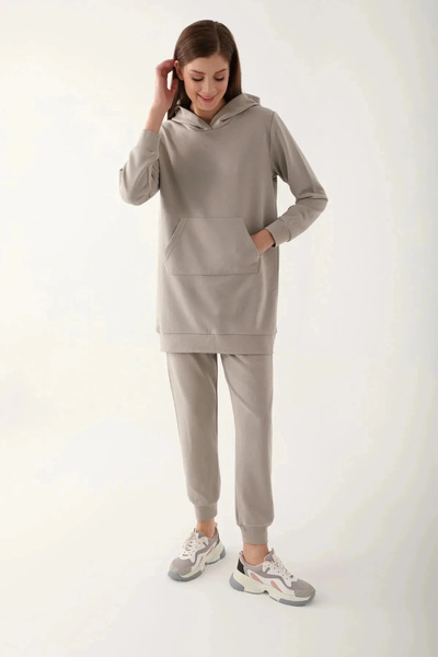 Arnetta Women's Tracksuit - Gray