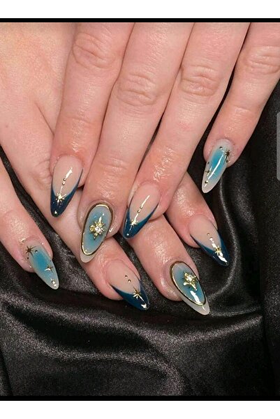 ELNİL BUTİK 24 lü takma tırnak setleri. ÜRÜNÜN RENKSİZ KISMI TAM ŞEFFAFTIR.