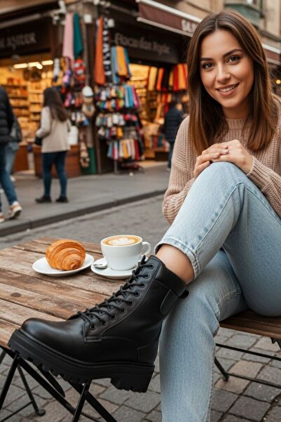 Muya Noutare Anatomik Taban Bağcıklı Hakiki Deri Kadın Bot