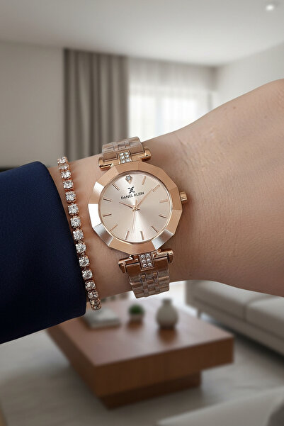 Daniel Klein 33 mm Çelik Bilezik Kesme Camlı Rose Gold Kadın Kol Saati, Taşlı...