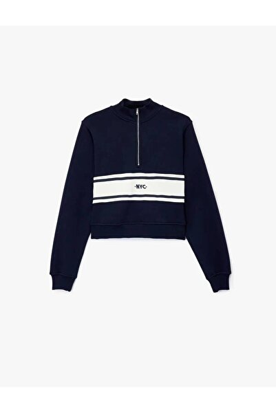 Koton سويت شيرت قصير بأكمام طويلة وياقة عالية ونصف سحاب بتصميم شادوروند كوليدج