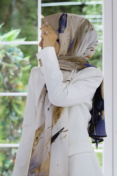 Vissona LÜKS MEDİNE BATİK DESENLİ BEJ - İNDİGO RENKLİ 75X195 KIRIŞMAZ ŞAL MOS...