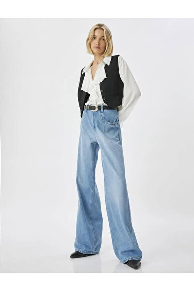 Koton Панталони от памук с широки крачоли, стандартна талия и закопчаване с к...