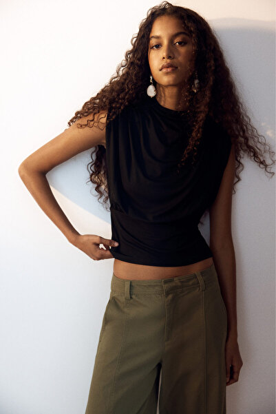 H&M Yarım Balıkçı Yakalı Viskoz Üst