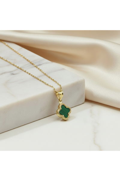 DİAMİNE PIRLANTA 14 Ayar Altın Yeşil Taşlı Yonca Kolye Sevgililer Günü Hediyesi