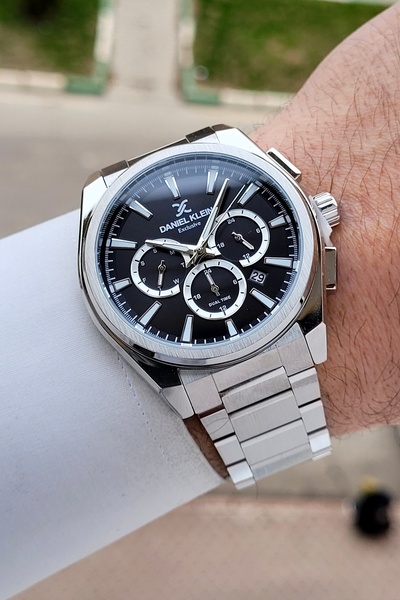 Daniel Klein Black Dial Silver Color Band 44 mm Inner Indicators Active Men's...