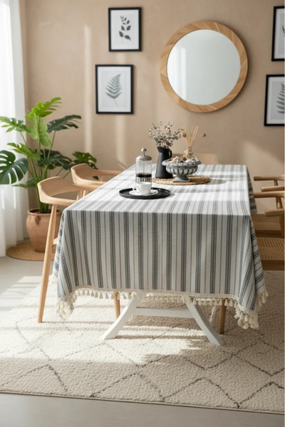 NDC HOME مفرش طاولة HAM Pompom مخطط باللون الرمادي