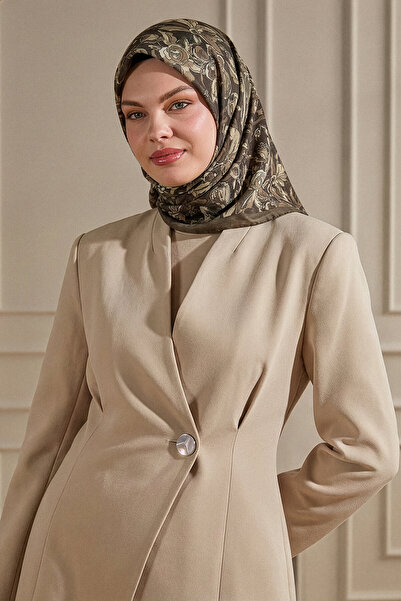 SilkTouch وشاح كراش بنمط فلورا الكلاسيكي بالشوكولاتة