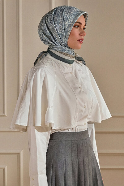 SilkTouch وشاح كريستالي بنمط رمادي اللون