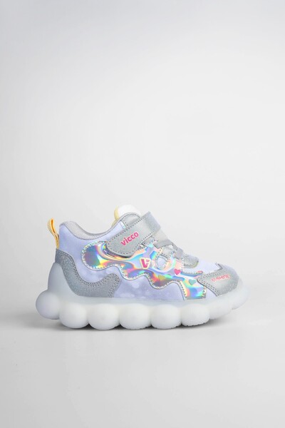 Vicco حذاء رياضي رمادي اللون للفتيات من سونيا لايت