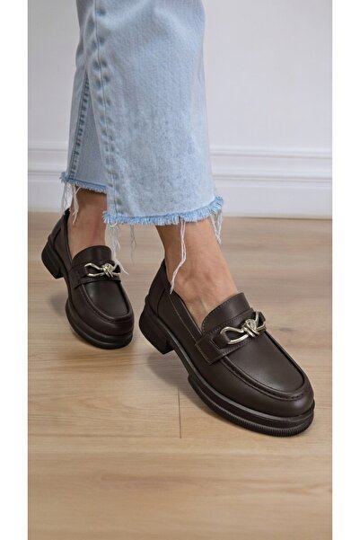 guijarro Дамски кафяви кожени обувки с верижка и платформа