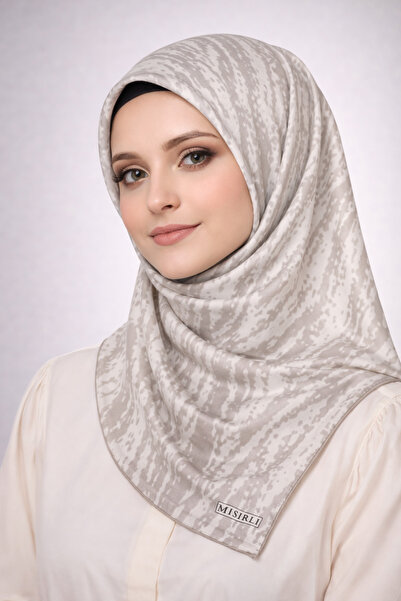 mim eşarp وشاح رياضي من Silky Cocoon Twill - أوشحة مصرية