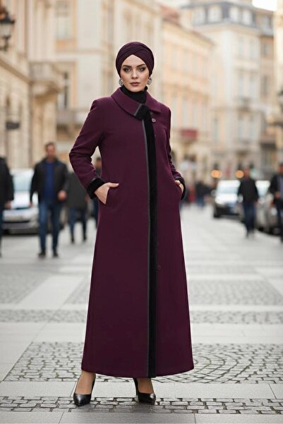 Alvina زجاج مانتو مع زر وتفاصيل جلدية 9807