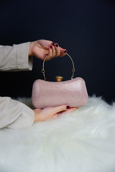 Alvora Gold Saplı Işıltılı Kadın Abiye Gece Çantası – Taş Detaylı Modern