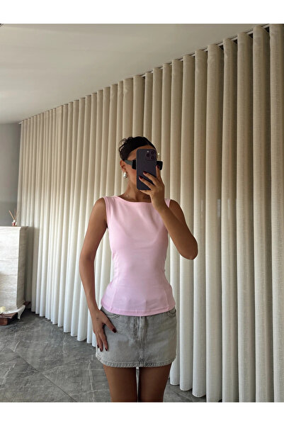 mydukkan.co بلوزة بأكمام قصيرة وتفاصيل كشكشة - وردي