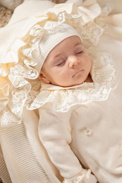 Naka Concept طقم خروج من المستشفى لحديثي الولادة من البنات مكون من 5 قطع من ا...