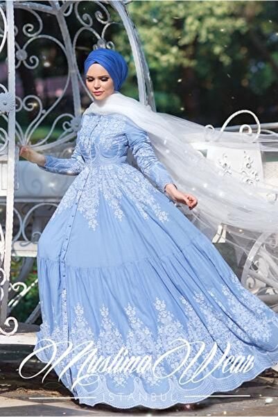 Muslima Wear Blue Dream Mavi Inci Düğmeli Beyaz Çiçek Desenli Nakışlı Abiye E...
