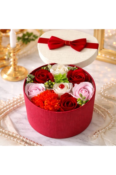 velve Aranjament floral Olla cu trandafiri si garoafa de sapun stamine artiza...