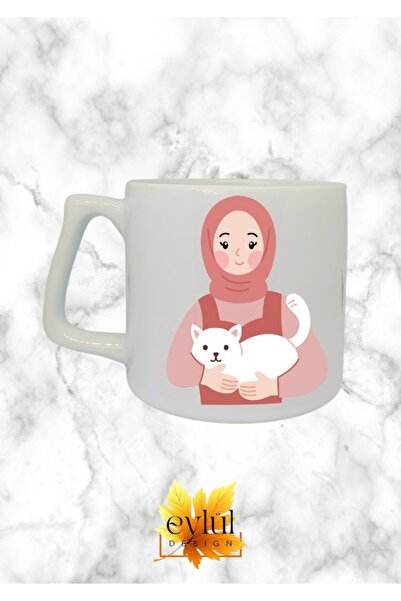 Eylül Design كوب سيراميك فاخر مطبوع بتصميم خاص على شكل فتاة محجبة هدية عيد ميلاد