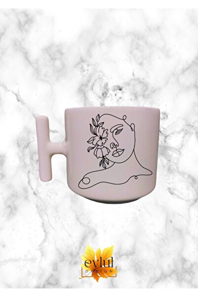 Eylül Design نص على شكل امرأة جمالية بمقبض على شكل حرف T بلون كريمي، كوب لاتي...
