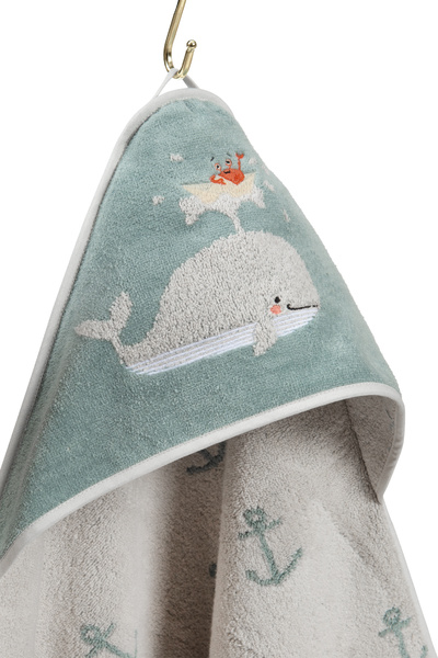 Casadora Baby قماط مخملي مطرز بنقشة الحوت - 80x80 سم